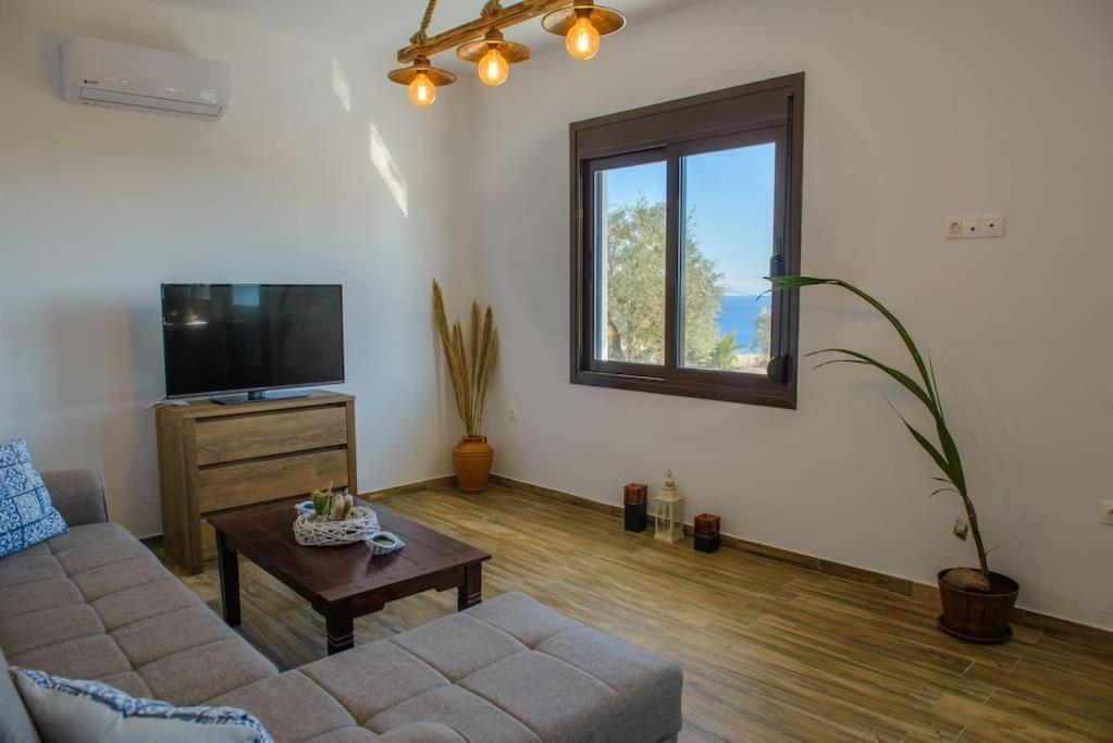 Blue Bay Villas , First Floor Архангелос Экстерьер фото